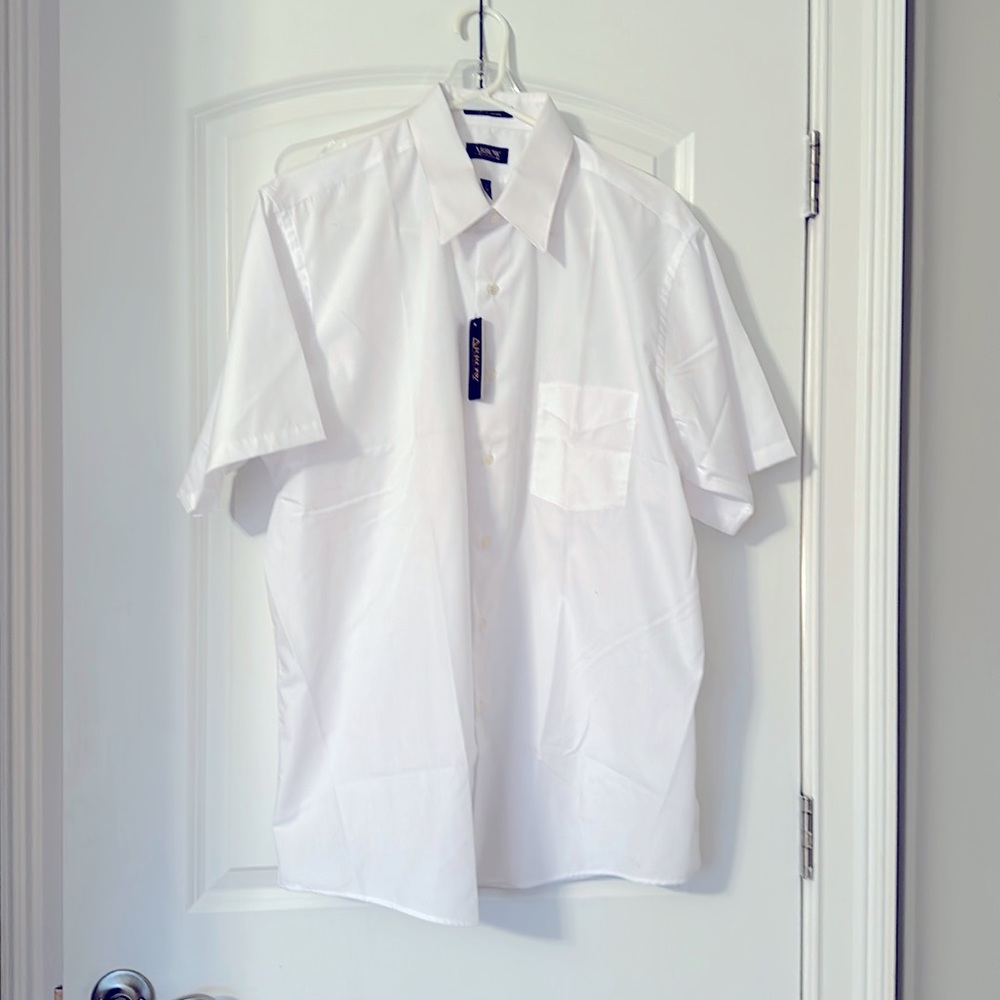 NWT mends dress shirt